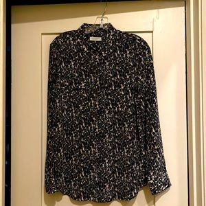 Long Sleeve Equipment Signature shirt in dusty blue leopard printed silk